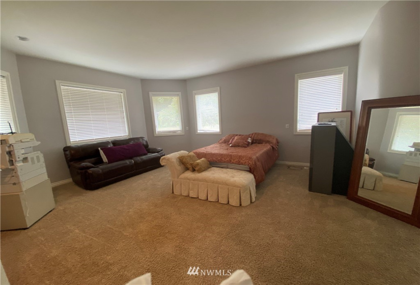 12244 337th, Carnation, Washington 98014, 4 Bedrooms Bedrooms, ,3 BathroomsBathrooms,Residential,For Sale,337th,NWM1848772