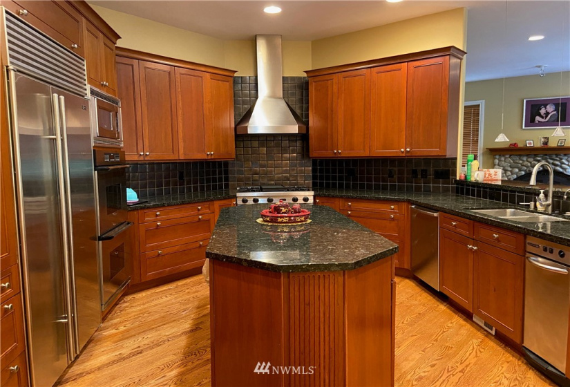12244 337th, Carnation, Washington 98014, 4 Bedrooms Bedrooms, ,3 BathroomsBathrooms,Residential,For Sale,337th,NWM1848772