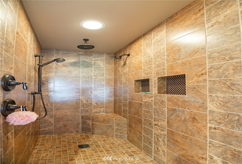2690 Rader, Ellensburg, Washington 98926, 3 Bedrooms Bedrooms, ,1 BathroomBathrooms,Residential,For Sale,Rader,NWM1848840