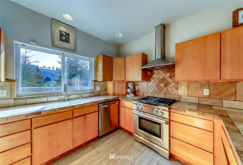 7991 Center, Quilcene, Washington 98376, 3 Bedrooms Bedrooms, ,1 BathroomBathrooms,Residential,For Sale,Thacker-Schlief Short Plat,Center,NWM1848243