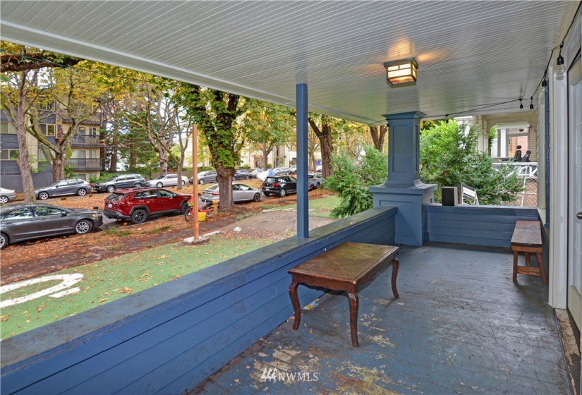 4730 17th, Seattle, Washington 98105, ,Commercial Sale,For Sale,17th,NWM1848757