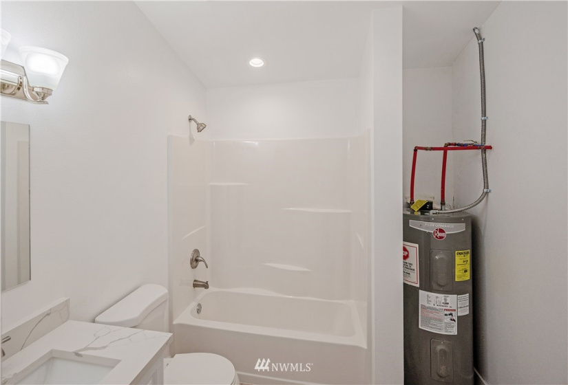 8279 Golden Valley, Maple Falls, Washington 98266, 3 Bedrooms Bedrooms, ,1 BathroomBathrooms,Manufactured In Park,For Sale,Golden Valley,NWM1849356