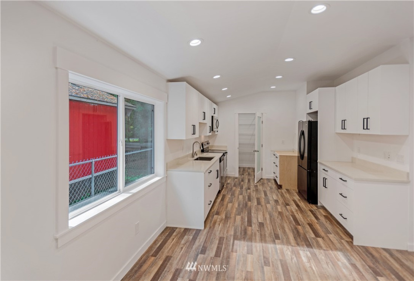 8279 Golden Valley, Maple Falls, Washington 98266, 3 Bedrooms Bedrooms, ,1 BathroomBathrooms,Manufactured In Park,For Sale,Golden Valley,NWM1849356