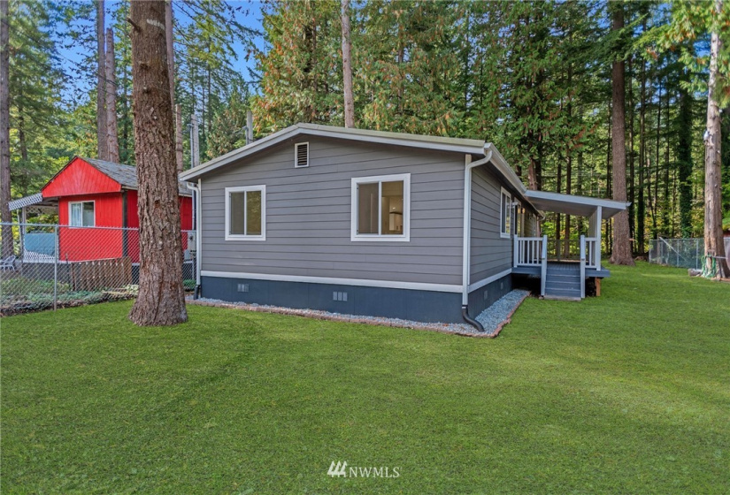 8279 Golden Valley, Maple Falls, Washington 98266, 3 Bedrooms Bedrooms, ,1 BathroomBathrooms,Manufactured In Park,For Sale,Golden Valley,NWM1849356