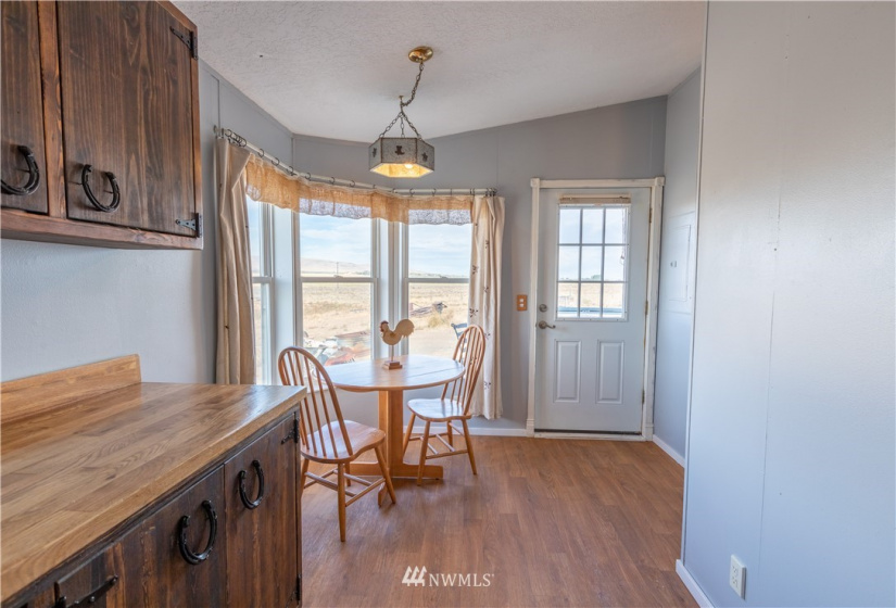 7806 Road 10.2, Ephrata, Washington 98823, 3 Bedrooms Bedrooms, ,2 BathroomsBathrooms,Residential,For Sale,10.2,NWM1849208