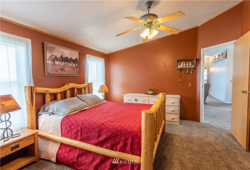 7806 Road 10.2, Ephrata, Washington 98823, 3 Bedrooms Bedrooms, ,2 BathroomsBathrooms,Residential,For Sale,10.2,NWM1849208