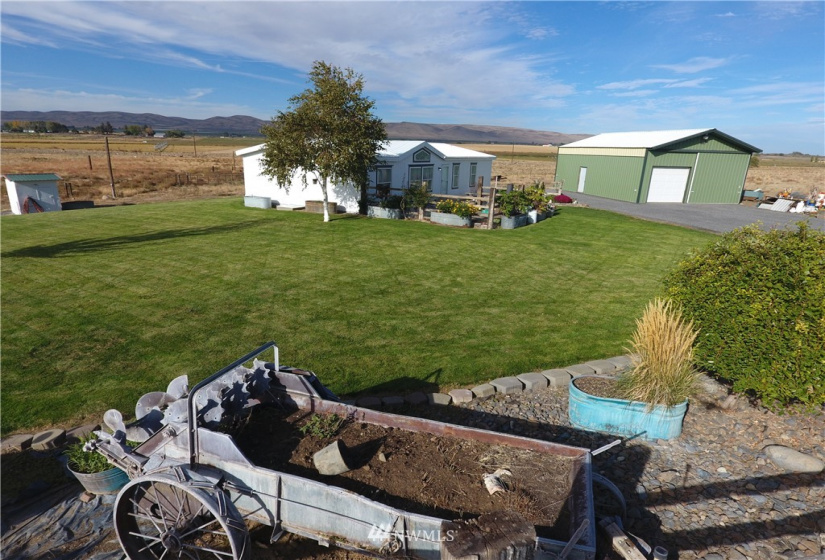 7806 Road 10.2, Ephrata, Washington 98823, 3 Bedrooms Bedrooms, ,2 BathroomsBathrooms,Residential,For Sale,10.2,NWM1849208