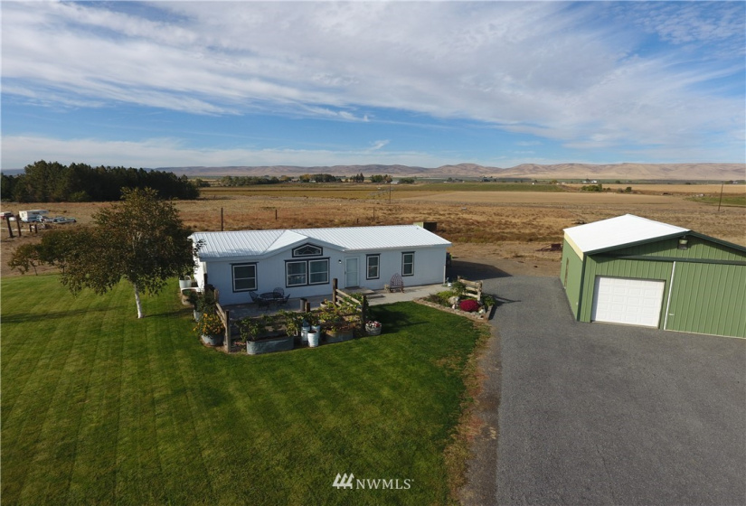 7806 Road 10.2, Ephrata, Washington 98823, 3 Bedrooms Bedrooms, ,2 BathroomsBathrooms,Residential,For Sale,10.2,NWM1849208