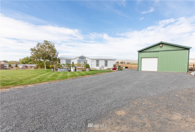 7806 Road 10.2, Ephrata, Washington 98823, 3 Bedrooms Bedrooms, ,2 BathroomsBathrooms,Residential,For Sale,10.2,NWM1849208