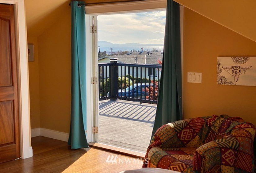 1996 Saturna, Point Roberts, Washington 98281, 2 Bedrooms Bedrooms, ,2 BathroomsBathrooms,Residential,For Sale,Saturna,NWM1848854