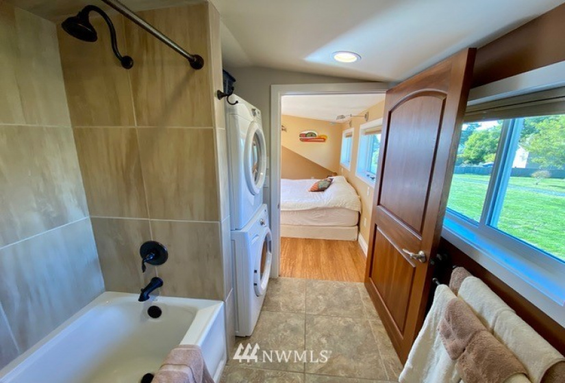 1996 Saturna, Point Roberts, Washington 98281, 2 Bedrooms Bedrooms, ,2 BathroomsBathrooms,Residential,For Sale,Saturna,NWM1848854