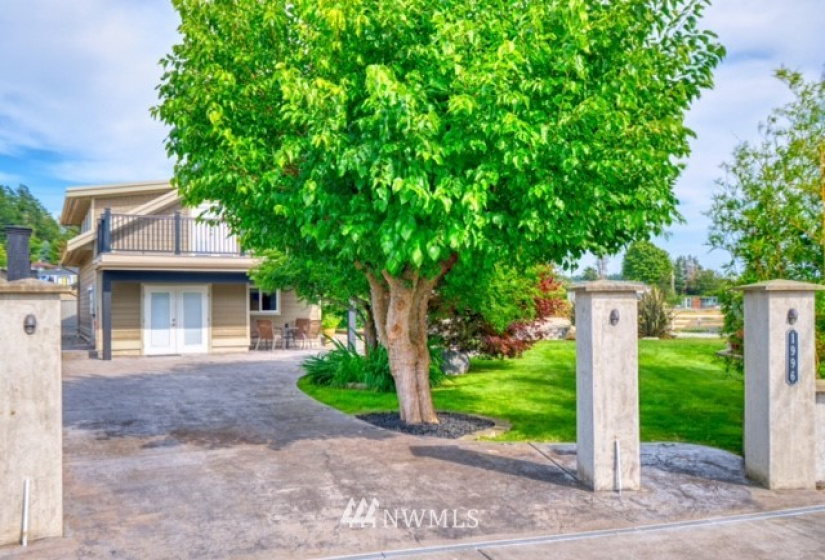 1996 Saturna, Point Roberts, Washington 98281, 2 Bedrooms Bedrooms, ,2 BathroomsBathrooms,Residential,For Sale,Saturna,NWM1848854