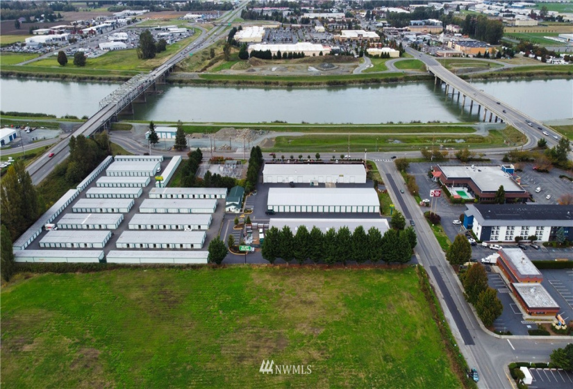 2121 Market, Mount Vernon, Washington 98273, ,Land,For Sale,Market,NWM1848626