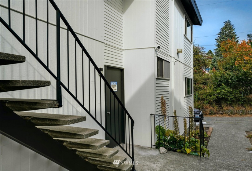 4000 California, Seattle, Washington 98116, ,Residential Income,For Sale,California,NWM1848968