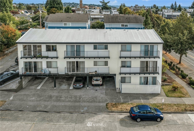 4000 California, Seattle, Washington 98116, ,Residential Income,For Sale,California,NWM1848968
