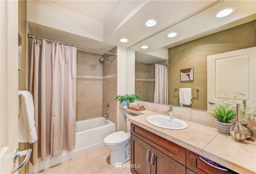 5450 Leary, Seattle, Washington 98107, 1 Bedroom Bedrooms, ,1 BathroomBathrooms,Residential,For Sale,Canal Station North,Leary,NWM1849813