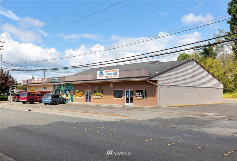 1208 Sylvan, Bremerton, Washington 98310, ,Commercial Sale,For Sale,Sylvan,NWM1849264