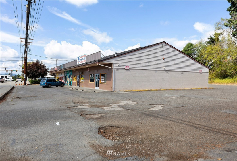 1208 Sylvan, Bremerton, Washington 98310, ,Commercial Sale,For Sale,Sylvan,NWM1849264