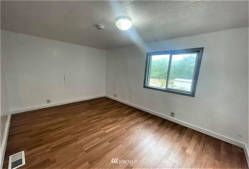 2156 Highway 7, Oroville, Washington 98844, 3 Bedrooms Bedrooms, ,2 BathroomsBathrooms,Residential,For Sale,Oroville Acres,Highway 7,NWM1849345
