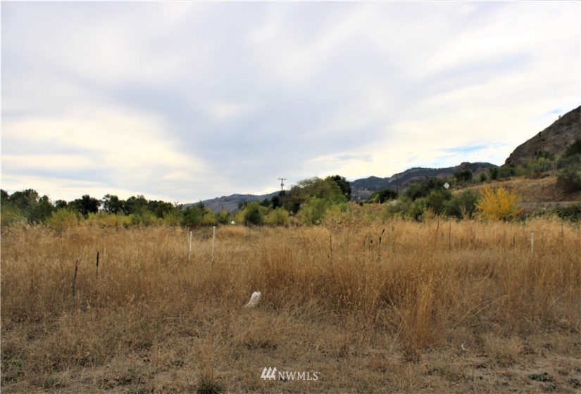 2156 Highway 7, Oroville, Washington 98844, 3 Bedrooms Bedrooms, ,2 BathroomsBathrooms,Residential,For Sale,Oroville Acres,Highway 7,NWM1849345