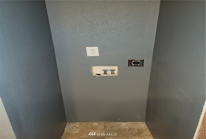 33303 State Route 507, Roy, Washington 98558, 2 Bedrooms Bedrooms, ,1 BathroomBathrooms,Residential,For Sale,State Route 507,NWM1849882