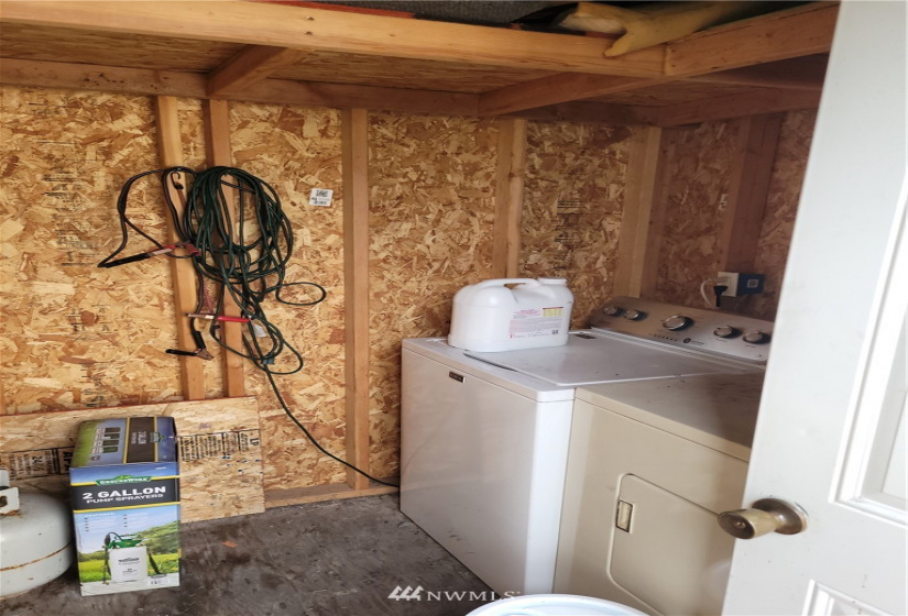 33303 State Route 507, Roy, Washington 98558, 2 Bedrooms Bedrooms, ,1 BathroomBathrooms,Residential,For Sale,State Route 507,NWM1849882