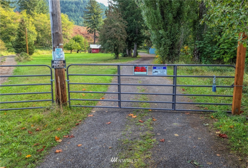 817 Davis Lake, Morton, Washington 98356, 2 Bedrooms Bedrooms, ,1 BathroomBathrooms,Residential,For Sale,Davis Lake,NWM1849829