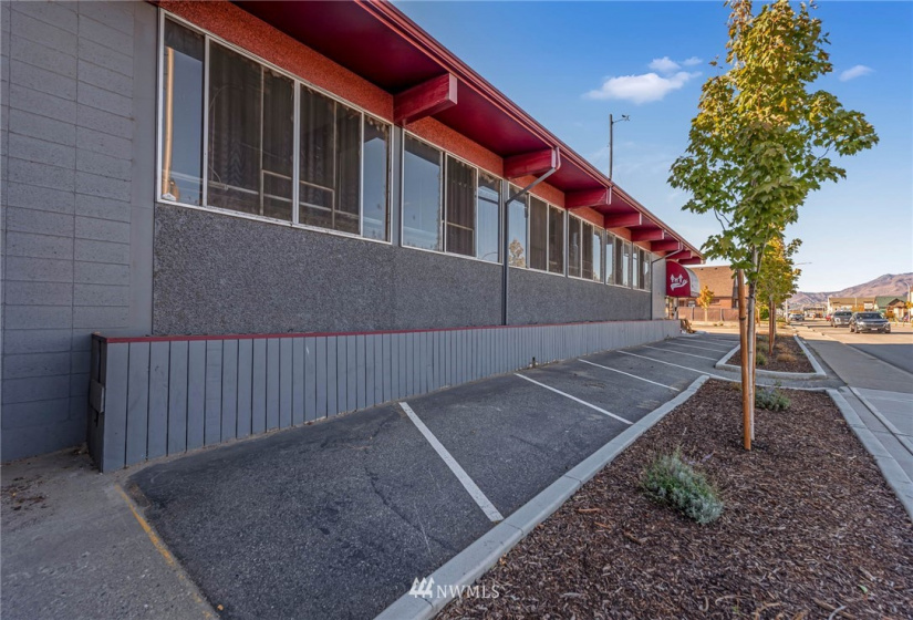 640 Mission, Wenatchee, Washington 98801, ,Commercial Sale,For Sale,Mission,NWM1848348