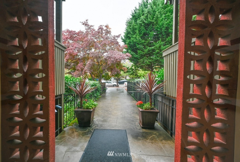 1616 41st, Seattle, Washington 98112, 1 Bedroom Bedrooms, ,1 BathroomBathrooms,Residential,For Sale,Park Lane Condominium,41st,NWM1848402