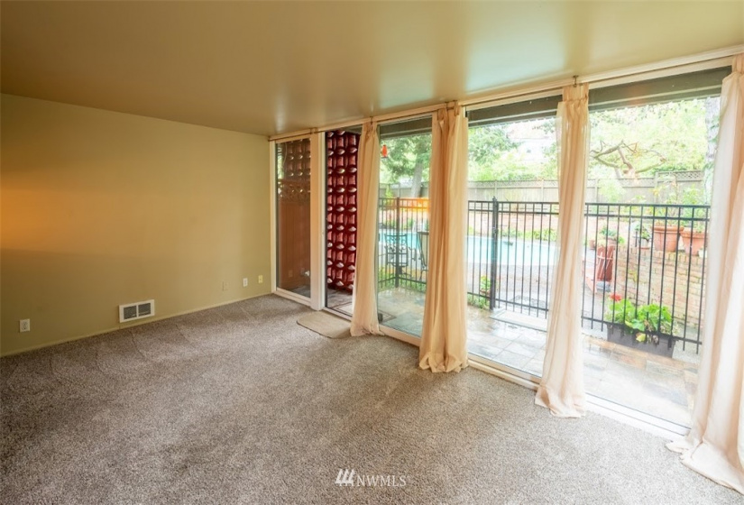 1616 41st, Seattle, Washington 98112, 1 Bedroom Bedrooms, ,1 BathroomBathrooms,Residential,For Sale,Park Lane Condominium,41st,NWM1848402