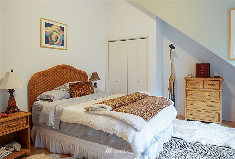 6000 17th, Seattle, Washington 98106, 4 Bedrooms Bedrooms, ,2 BathroomsBathrooms,Residential,For Sale,17th,NWM1846514