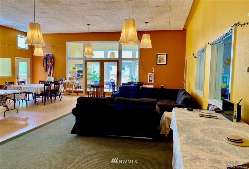6000 17th, Seattle, Washington 98106, 4 Bedrooms Bedrooms, ,2 BathroomsBathrooms,Residential,For Sale,17th,NWM1846514