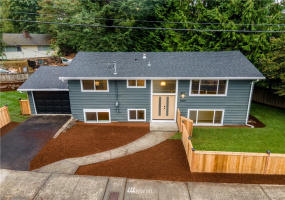 17114 156th, Renton, Washington 98058, 5 Bedrooms Bedrooms, ,2 BathroomsBathrooms,Residential,For Sale,156th,NWM1850236