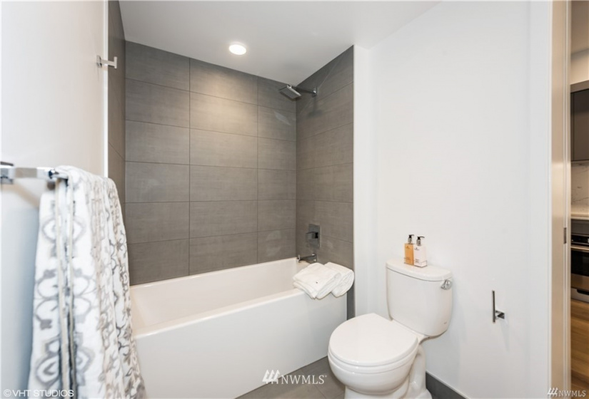 1808 Minor, Seattle, Washington 98101, 1 Bedroom Bedrooms, ,1 BathroomBathrooms,Residential,For Sale,Nexus,Minor,NWM1848915