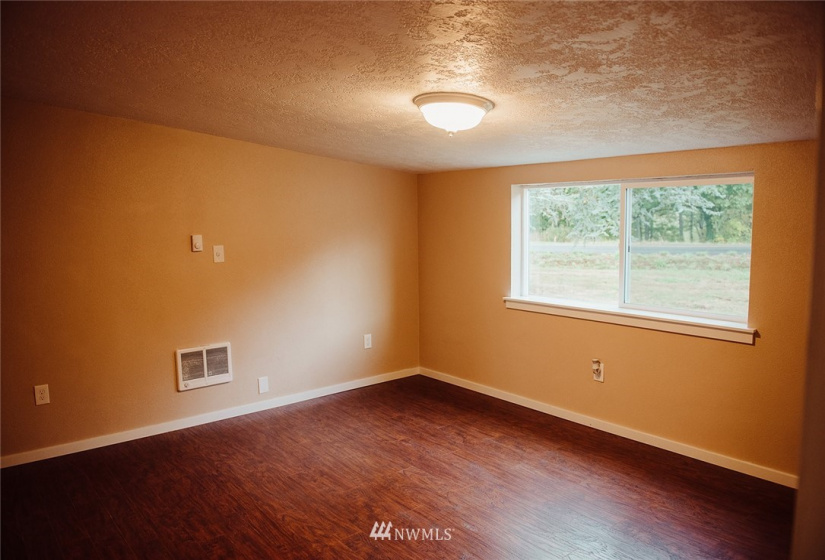 116 Eadon, Toledo, Washington 98591, 3 Bedrooms Bedrooms, ,1 BathroomBathrooms,Residential,For Sale,Eadon,NWM1850446