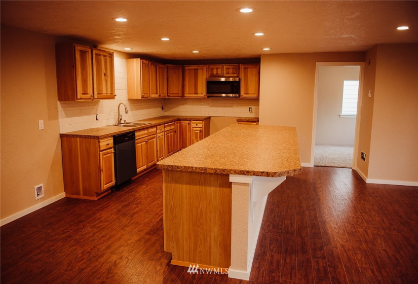 116 Eadon, Toledo, Washington 98591, 3 Bedrooms Bedrooms, ,1 BathroomBathrooms,Residential,For Sale,Eadon,NWM1850446