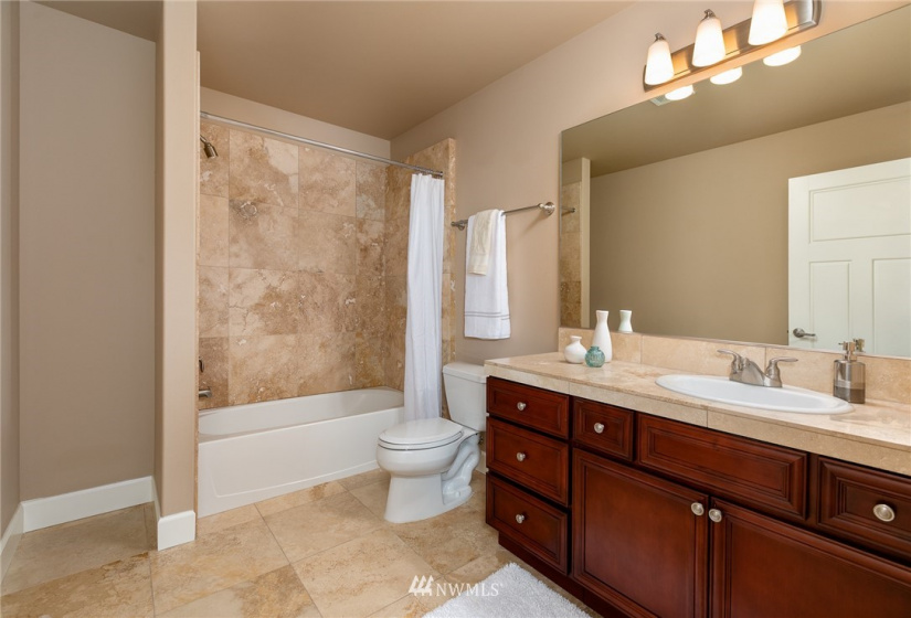 1600 Alpine Crest, Mount Vernon, Washington 98274, 4 Bedrooms Bedrooms, ,3 BathroomsBathrooms,Residential,For Sale,Alpine Crest,NWM1850535