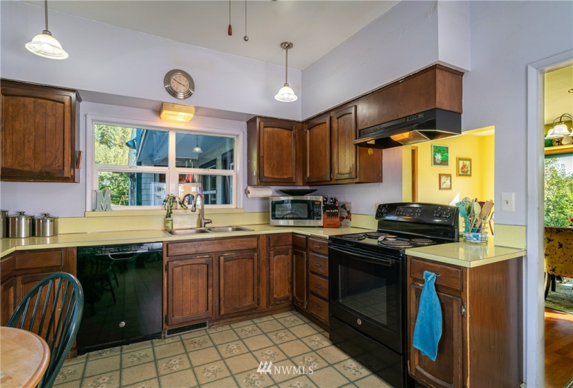 9753 Nibbelink, Peshastin, Washington 98847, 4 Bedrooms Bedrooms, ,1 BathroomBathrooms,Farm,For Sale,Nibbelink,NWM1850612