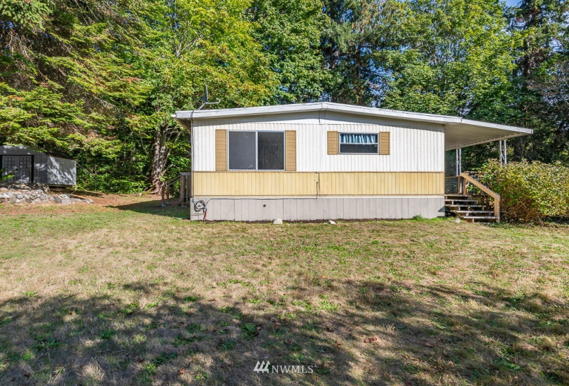 20588 Western, Indianola, Washington 98342, 2 Bedrooms Bedrooms, ,1 BathroomBathrooms,Residential,For Sale,Western,NWM1850392
