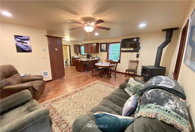 120 Maritime, Blakely Island, Washington 98222, 2 Bedrooms Bedrooms, ,1 BathroomBathrooms,Residential,For Sale,Maritime,NWM1850682