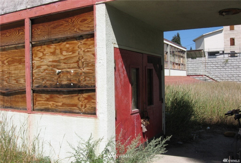 750 Clark, Republic, Washington 99166, ,Commercial Sale,For Sale,Clark,NWM1850689