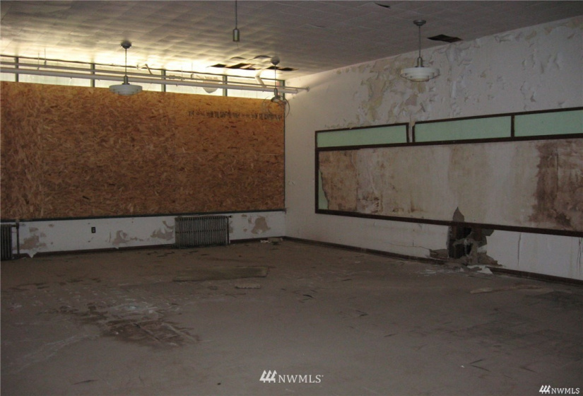 750 Clark, Republic, Washington 99166, ,Commercial Sale,For Sale,Clark,NWM1850689