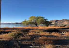 227 Veranda, Oroville, Washington 98844, 4 Bedrooms Bedrooms, ,2 BathroomsBathrooms,Residential,For Sale,Veranda Beach,Veranda,NWM1850710