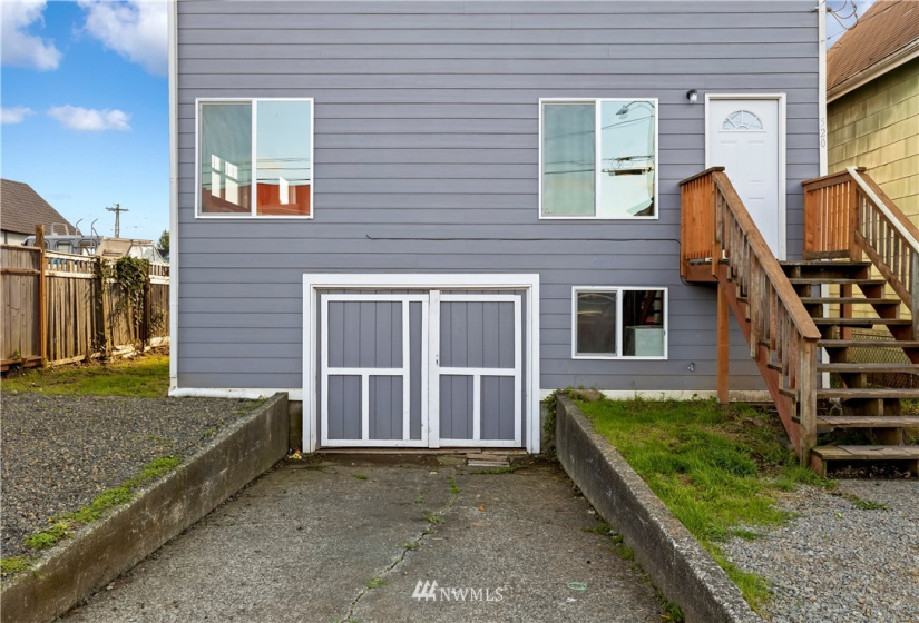 520 J, Hoquiam, Washington 98550, 4 Bedrooms Bedrooms, ,2 BathroomsBathrooms,Residential,For Sale,J,NWM1849318