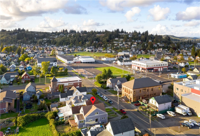 520 J, Hoquiam, Washington 98550, 4 Bedrooms Bedrooms, ,2 BathroomsBathrooms,Residential,For Sale,J,NWM1849318