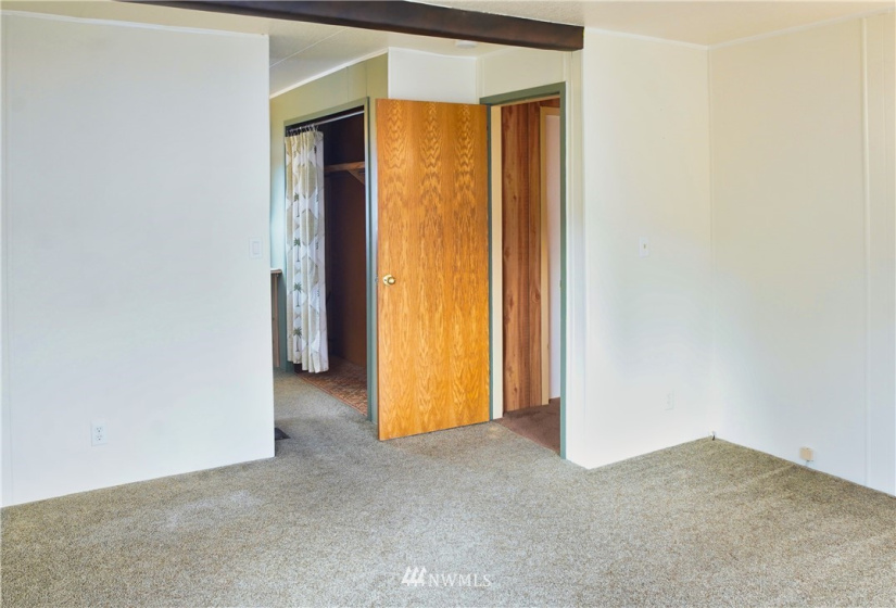 2725 Fir, Mount Vernon, Washington 98273, 2 Bedrooms Bedrooms, ,1 BathroomBathrooms,Manufactured In Park,For Sale,Fir,NWM1850189