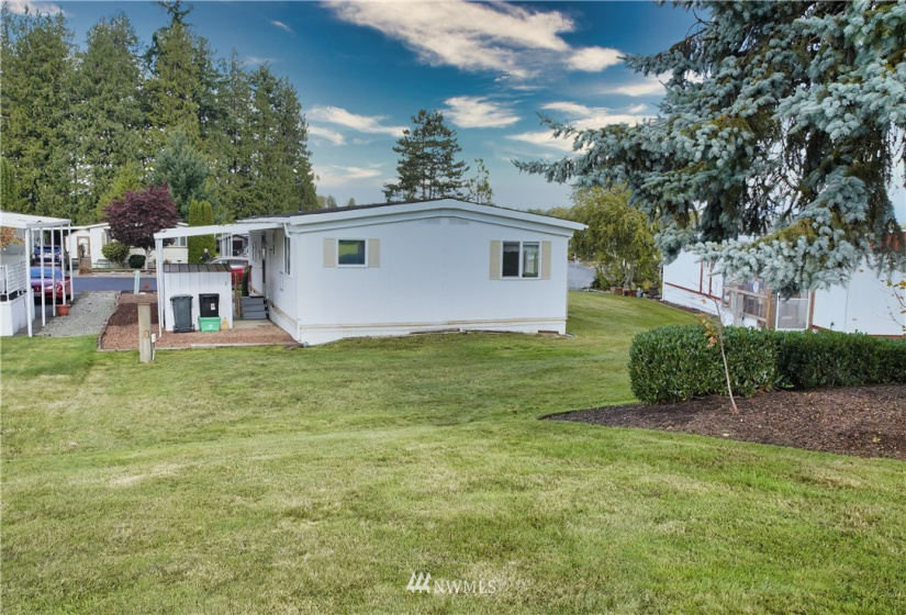 2725 Fir, Mount Vernon, Washington 98273, 2 Bedrooms Bedrooms, ,1 BathroomBathrooms,Manufactured In Park,For Sale,Fir,NWM1850189