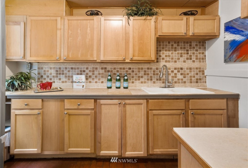 7 Harrison, Seattle, Washington 98109, ,Residential,For Sale,Strathmore Cooperative,Harrison,NWM1850819