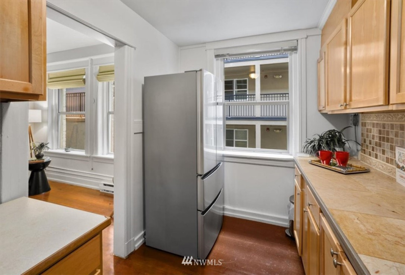 7 Harrison, Seattle, Washington 98109, ,Residential,For Sale,Strathmore Cooperative,Harrison,NWM1850819
