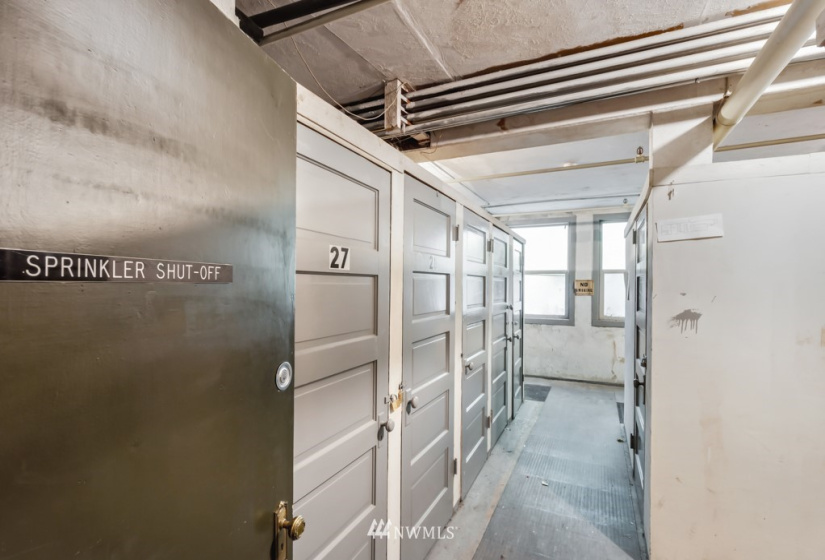 7 Harrison, Seattle, Washington 98109, ,Residential,For Sale,Strathmore Cooperative,Harrison,NWM1850819